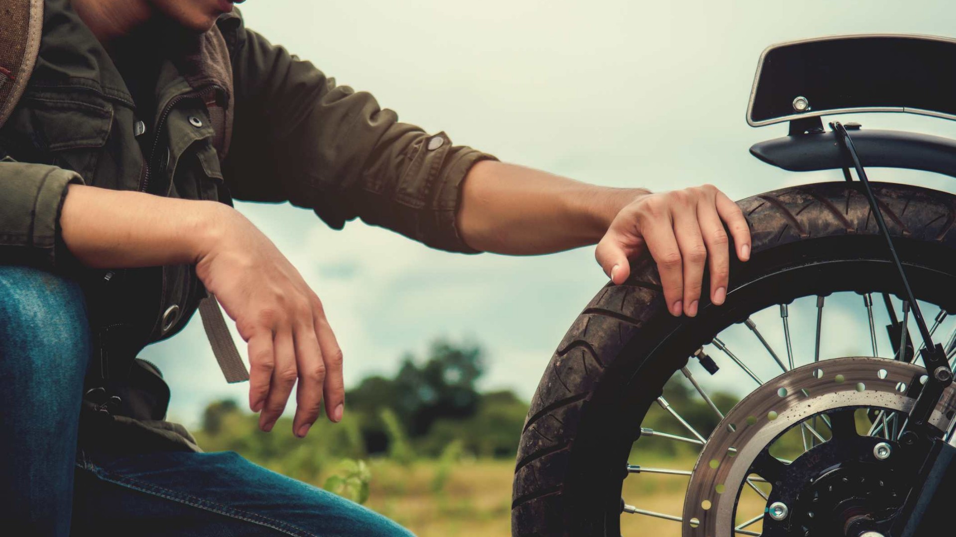 Berapa Besar / Kecil Tayar Boleh Masuk Rim Motosikal Saya? Ikut Panduan ini!