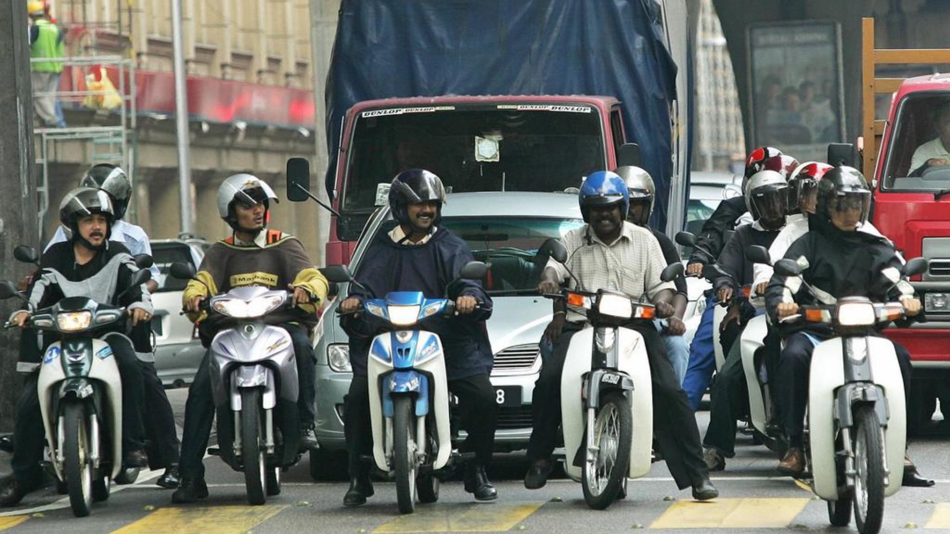 6 Motosikal Murah & Ngam Untuk Ulang-Alik Ke Tempat Kerja