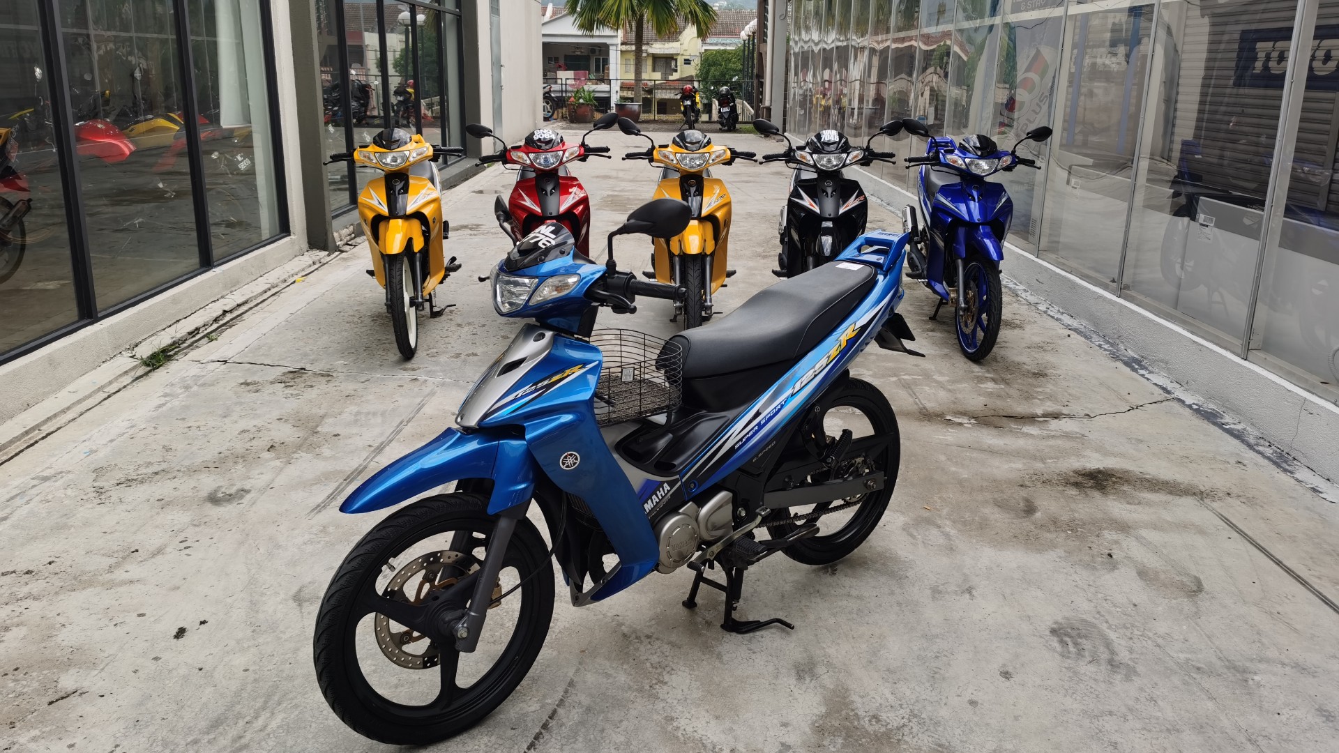 Pesta Yamaha 125ZR - D/P RM 4500 & Bulanan RM 238* Sahaja!