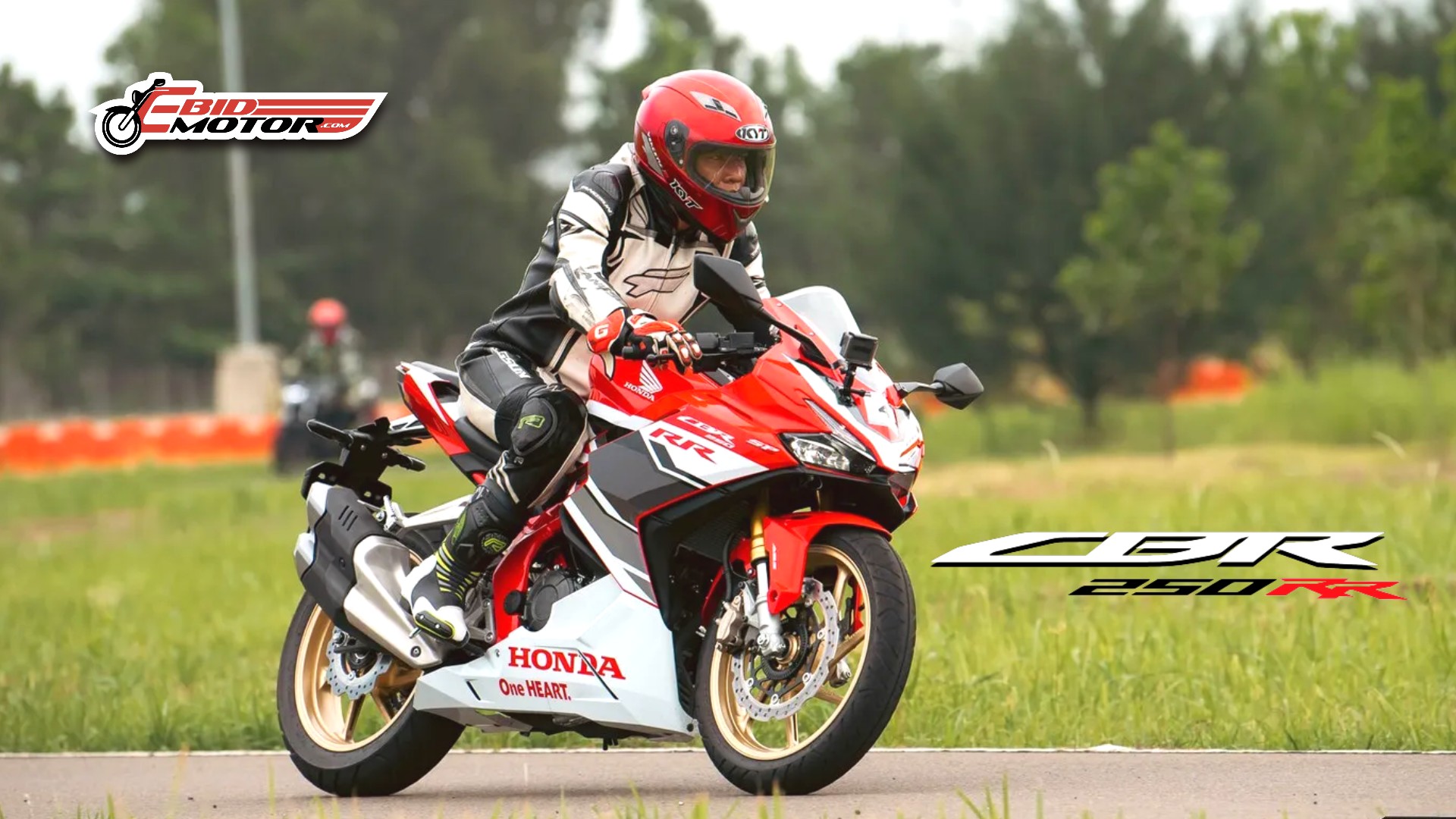 Terlalu Mahal Ke Terlalu Mengancam? Ini Review Ringkas Honda CBR250RR!