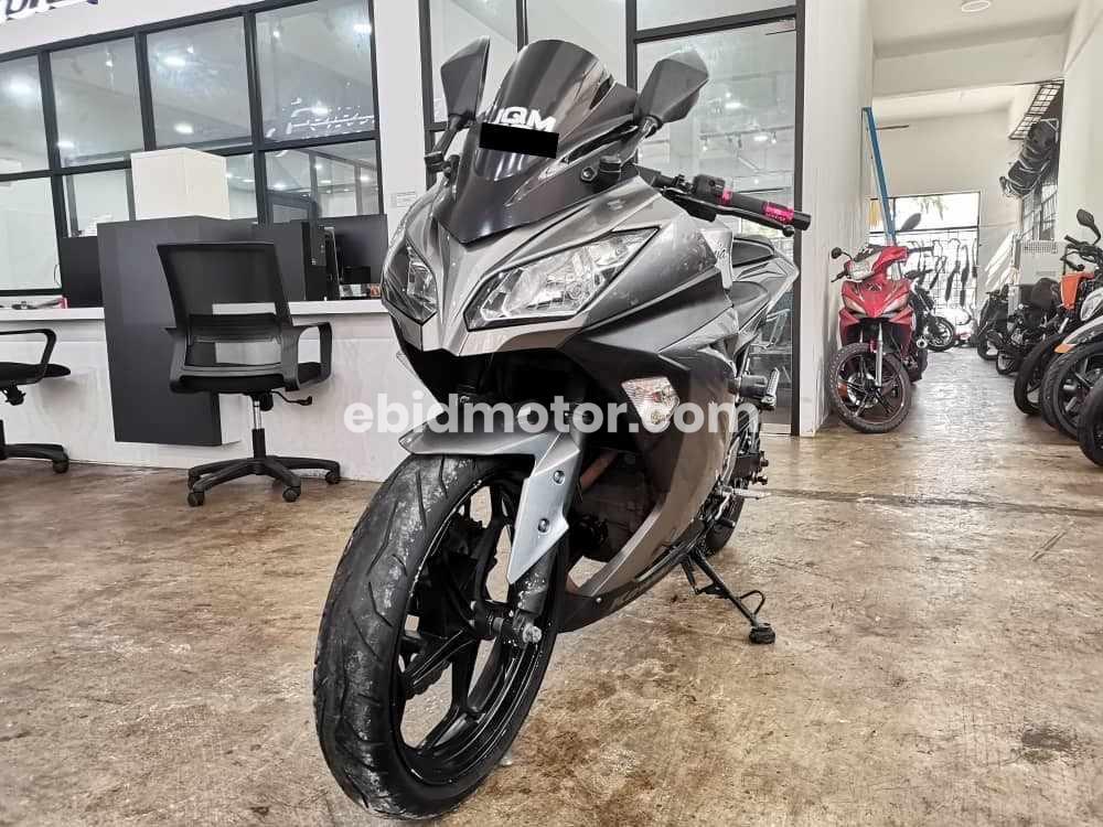 2014 Kawasaki Ninja 250 Terpakai Untuk Jualan